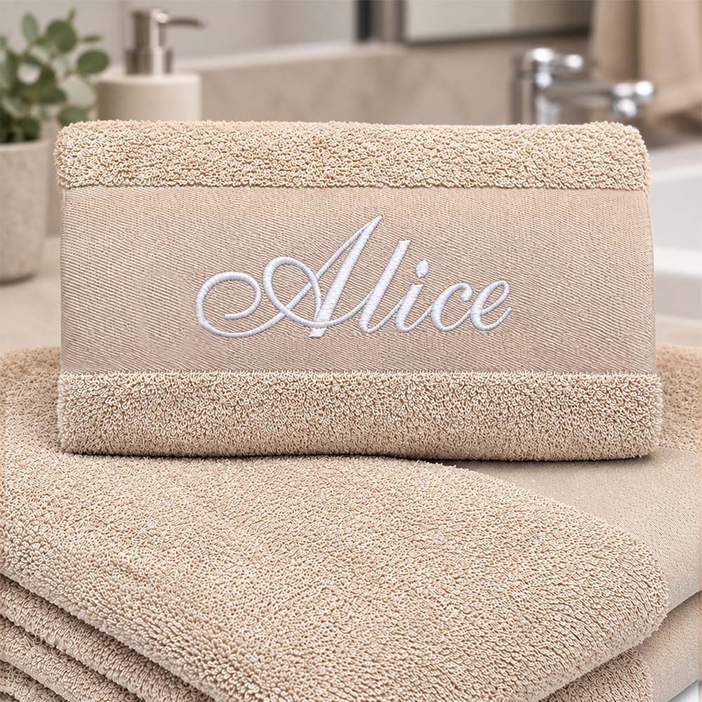 Personlig beige handduk med namn