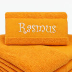 Orange handduk med val egen text