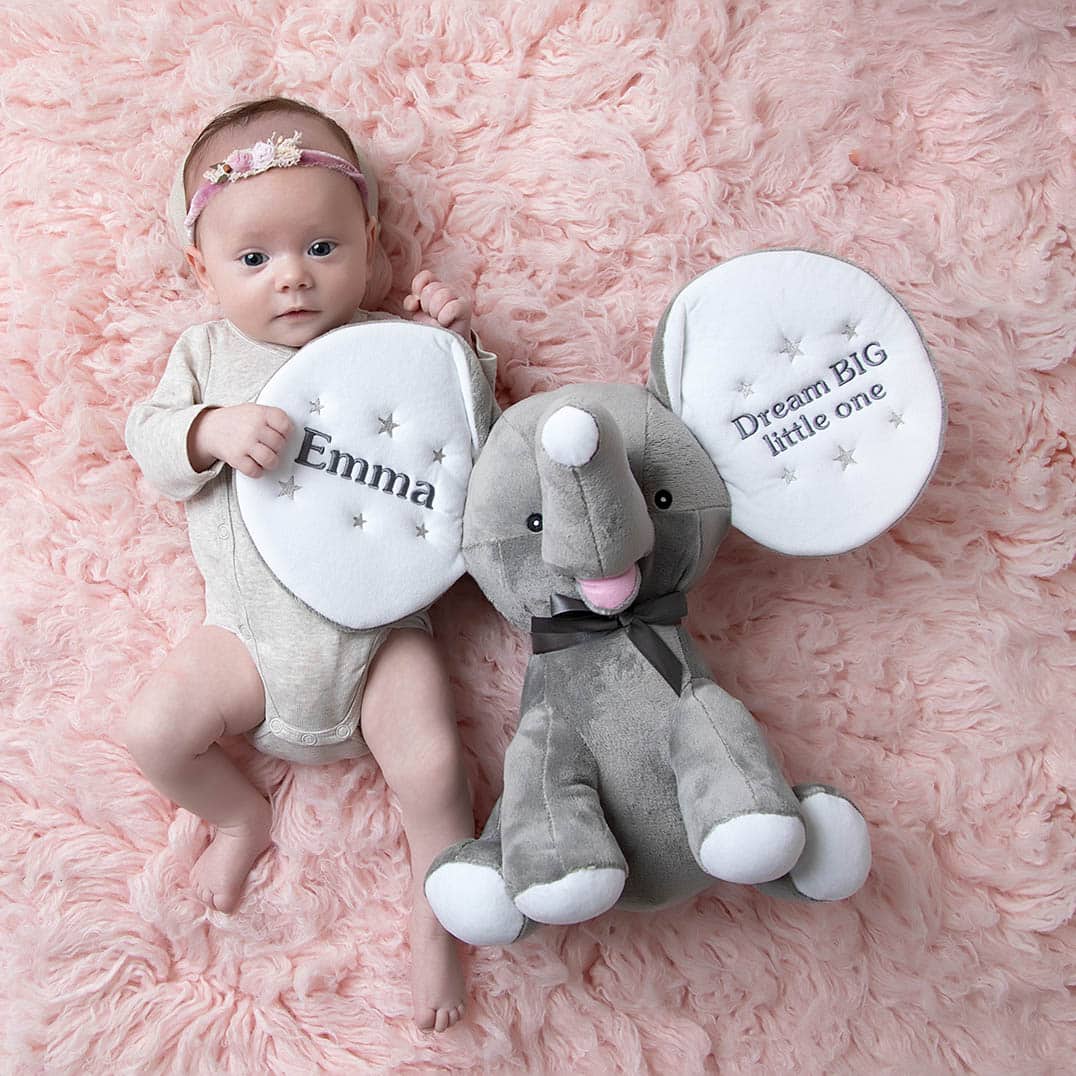 Grå elefant gosedjur med namn broderat - Babar